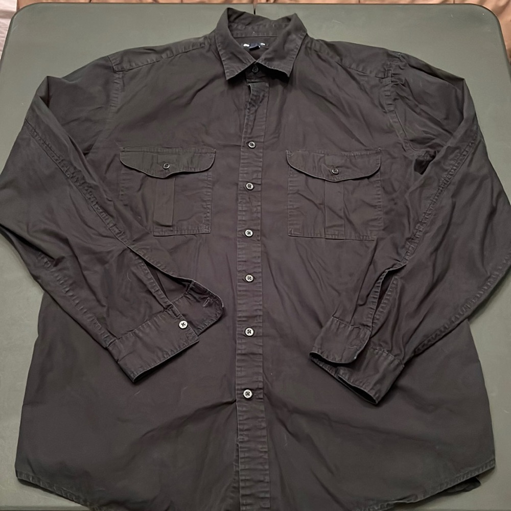 Gap button up shirt
